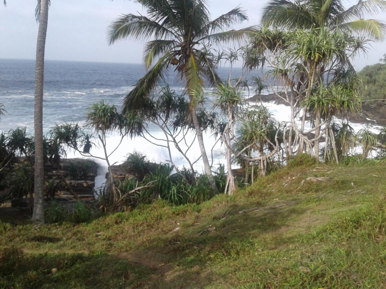 Tehan Homestay Dikwella Esterno foto